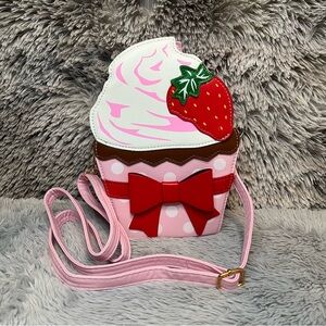 🍓Strawberry Cupcake Crossbody Bag